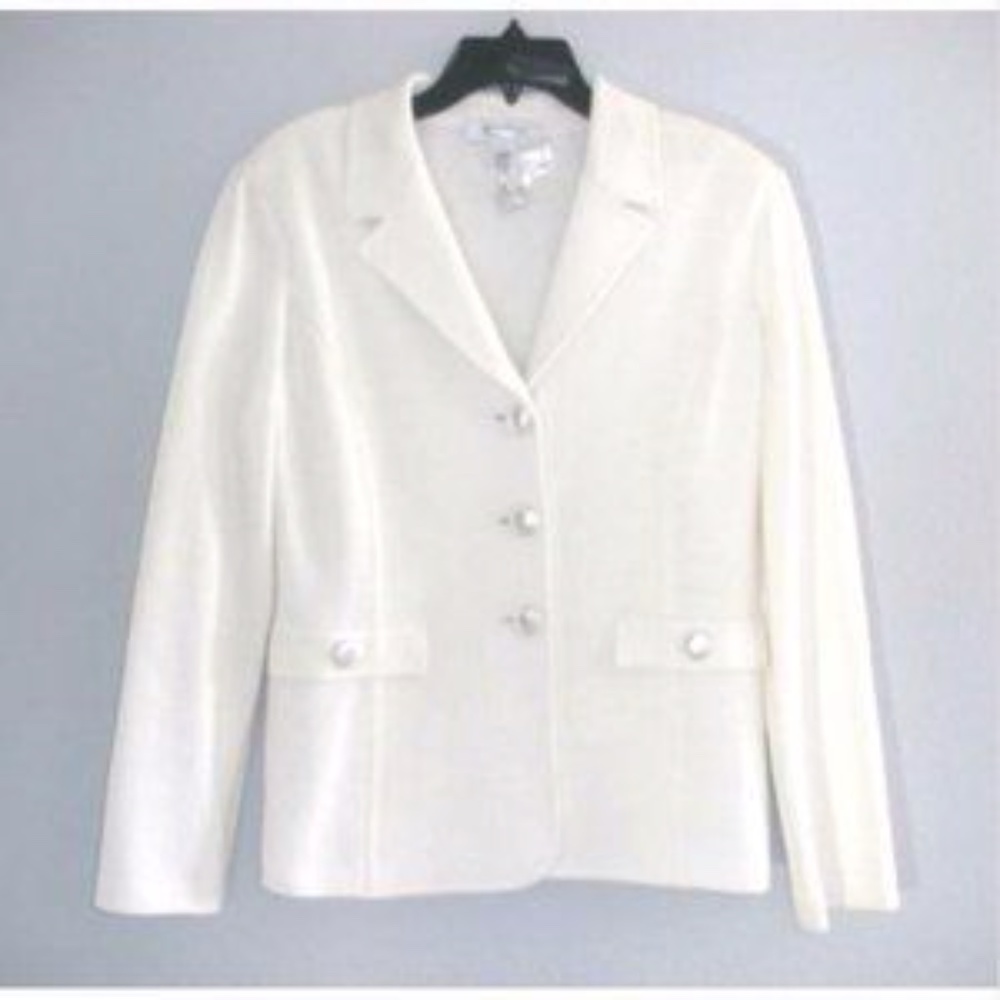 St. John Santana Knit Blazer W/ Pocket Flap Detail - Picture 5 of 5